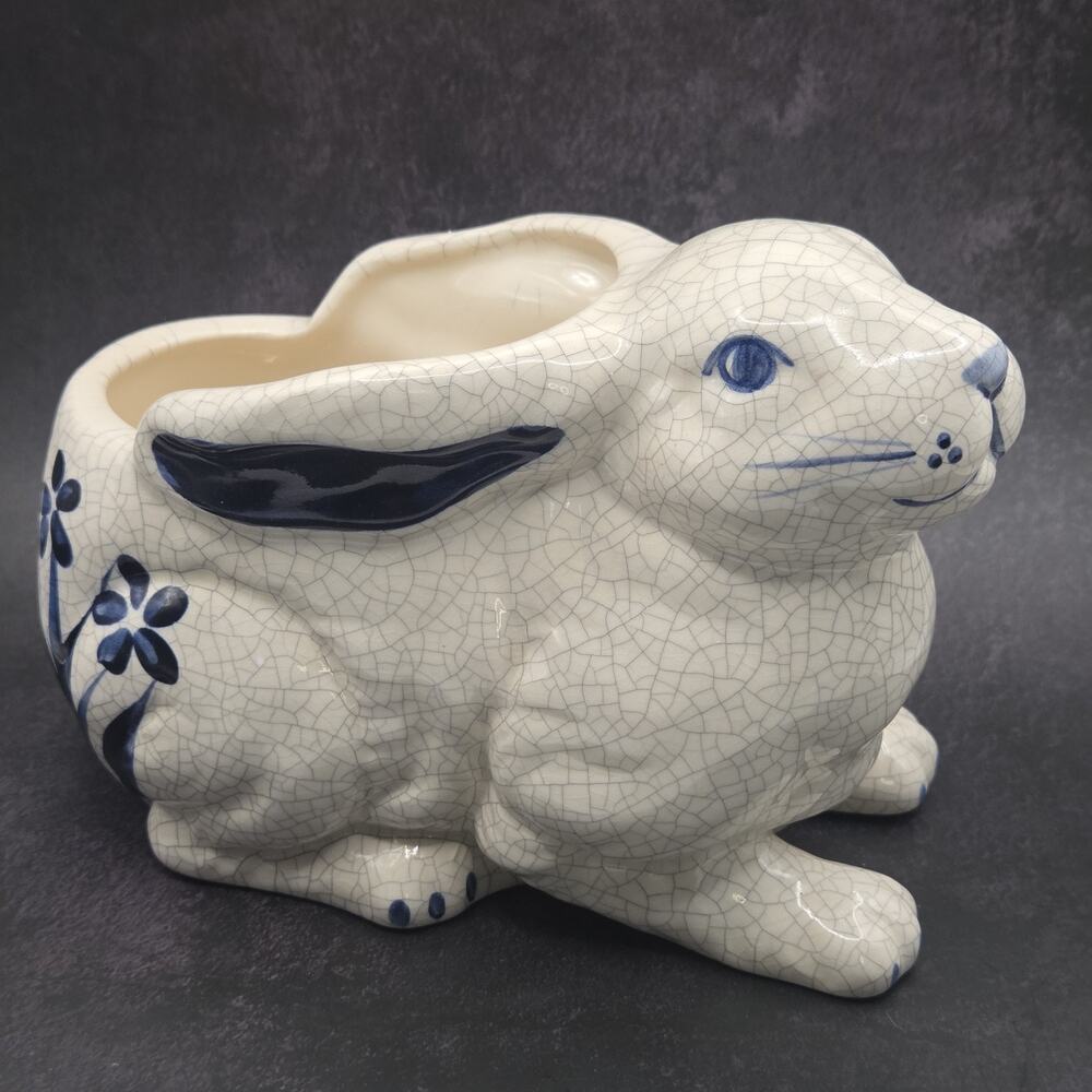 Dedham Pottery Shed Crackled Bunny Shaped Planter Excellent Condition